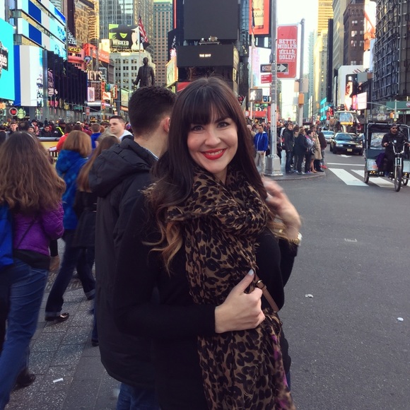 Meet your Posher, Jordan - Picture 4 of 4